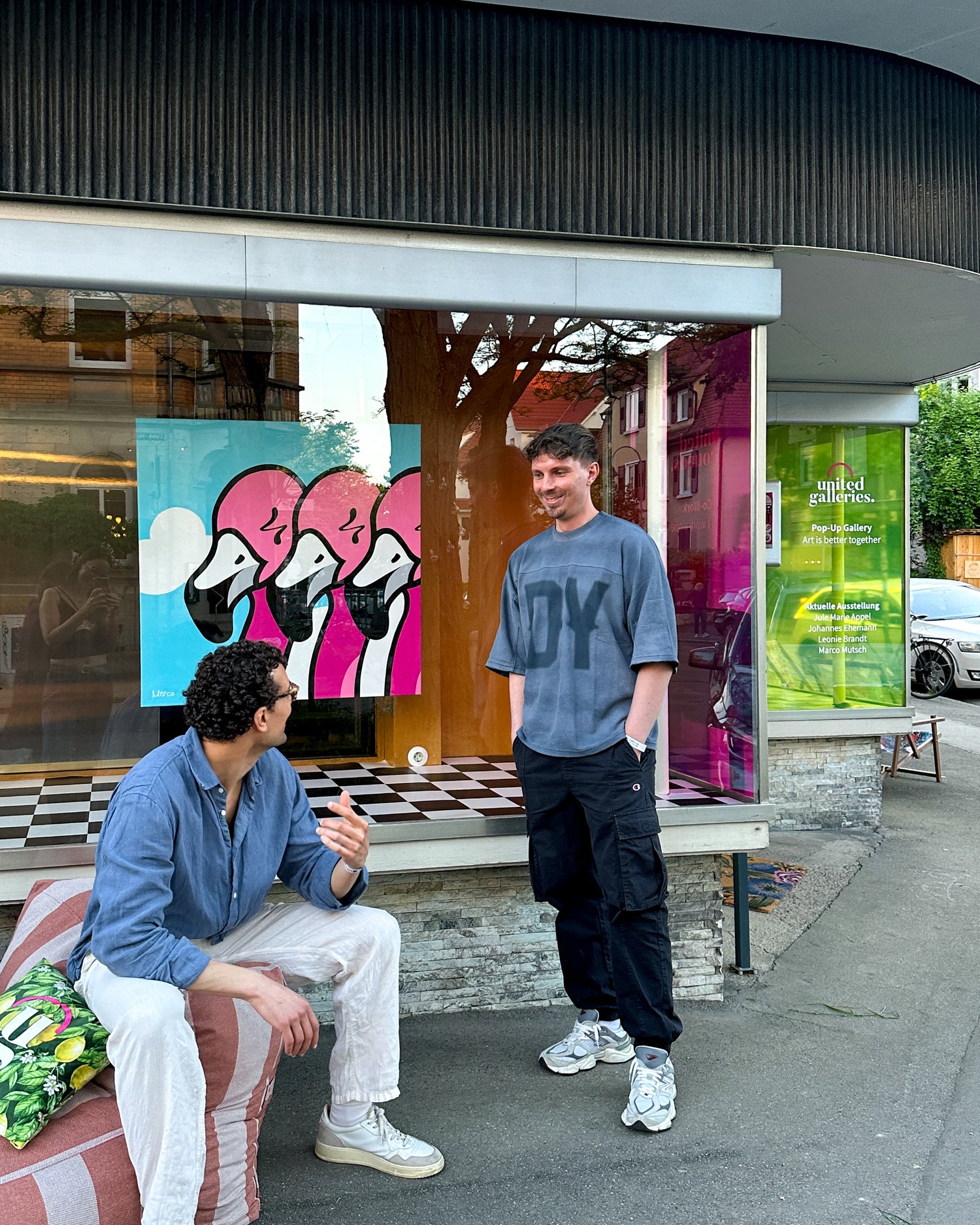 Im Rahmen der Kulturnacht Tübingen 2026 zeigte der Künstler Marco Mutsch eine Auswahl seiner Arbeiten im Co-Working Space von United Grounds in Tübingen. Gemeinsam mit drei weiteren Künstlerinnen und Künstlern präsentierte er aktuelle Werke aus seinen fortlaufenden Bildserien im Bereich zeitgenössischer Malerei und Illustration.

Die Ausstellung umfasste insgesamt sechs Arbeiten, darunter Motive aus den Serien rund um die Cornflakes-Ente im Maislabyrinth, Irwin das Krokodil auf dem Golfplatz sowie Werke aus
